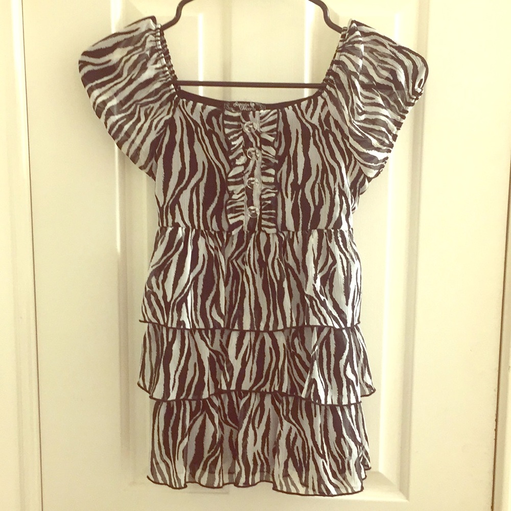 Ruffle shirt